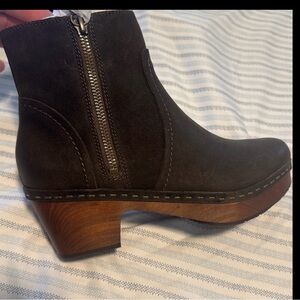 Patricia Nash Black Ankle Boots with Brown Heel